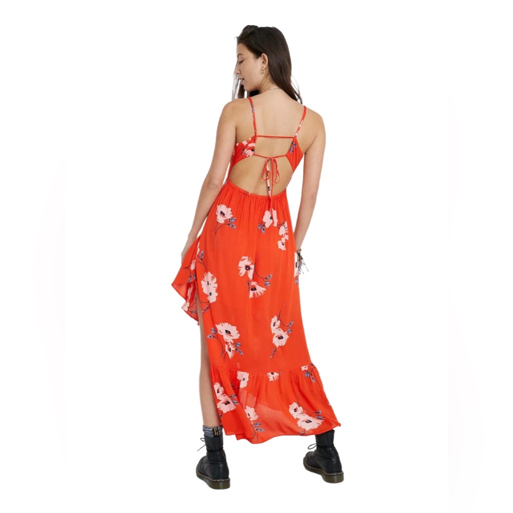 NWT Urban Outfitters Floral Fireworks Midi Dress, Medium ✨✨✨ - Picture 2 of 10